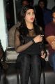 Actress Shruti Haasan Pictures @ Yevadu Mobile App Launch