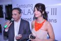 Shruti Hassan Launches Samsung Galaxy S3 in Hyderabad