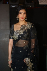 Actress Shruti Haasan Saree Pictures @ Veera Simha Reddy Pre Release