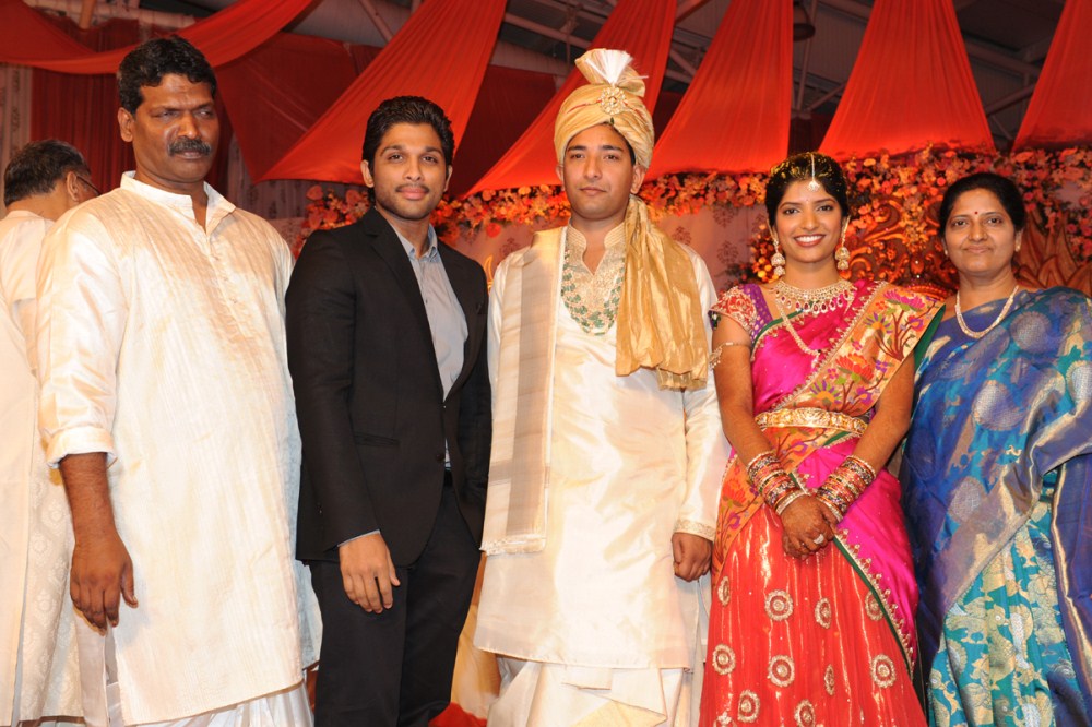 Shyam Prasad Reddy Daughter Deepthi Wedding Stills Photos | New Movie ... Shyam Kothari Daughter Wedding