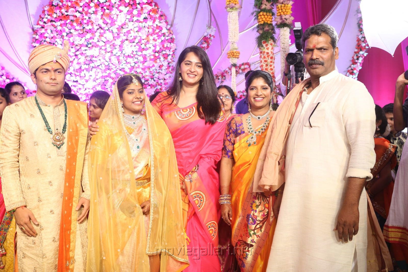 Celebs @ Shyam Prasad Reddy's Daughter Maithri Wedding Images | New ... Shyam Kothari Daughter Wedding