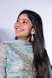 Actress Sai Pallavi @ Shyam Singha Roy Chennai Press Meet Photos