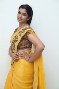 Actress Syamala Saree Pics @ Maya Petika Unboxing Event