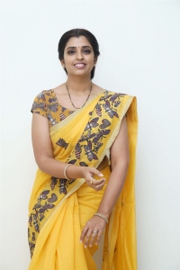 Actress Shyamala Saree Pics @ Maya Petika Unboxing Event