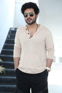 Tillu Square Movie Actor Siddhu Jonnalagadda Interview Photos