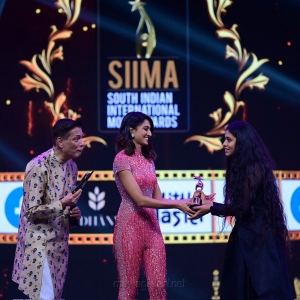 Adithi Sagar won Best Playback Singer (Female) (Kannada) award for The Bengaluru Song French Biryani movie @ SIIMA Awards 2021