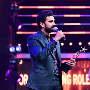 Ashok Selvan won Best Actor in a Leading Role  - Critics (Tamil) award for Oh My Kadavule movie @ SIIMA Awards 2021