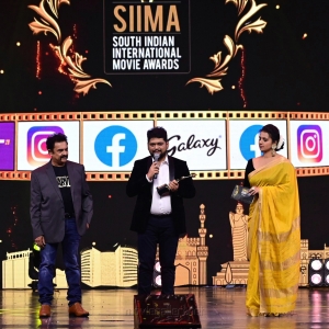B AJANEESH Loknath won Best Music Director (Kannada) award for Dia movie @ SIIMA Awards 2021
