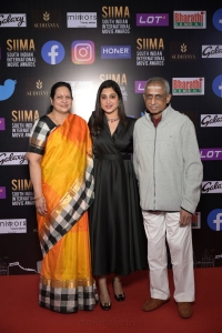 Brinda Prasad father mother @ SIIMA Awards 2021 Function