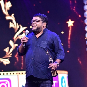 Johny Antony won Best Actor In A Comedy Role (Malayalam) award for Varane Avashyamund movie @ SIIMA Awards 2021