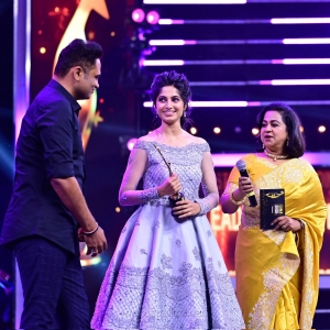 Kushee Ravi won Best Actress In A Leading Role - Critics (Kannada) award for Dia movie @ SIIMA Awards 2021