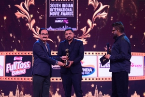 Shankar Guru @ SIIMA Awards 2022 Day 1 Photos