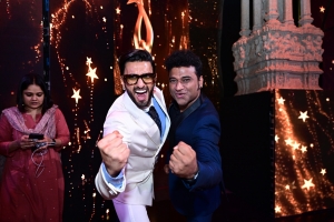 Ranveer Singh, Devi Sri Prasad @ SIIMA Awards 2022 Day 1 Photos