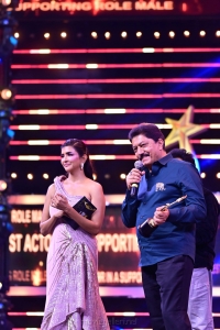 Devaraj-won-Best-Actor-In-A-Supporting-Role-award-for-Yajamana-movie-@-SIIMA-Awards-2021