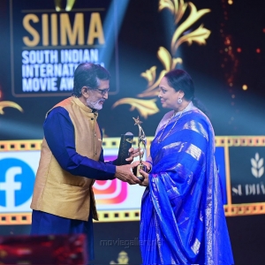 Media-House-Studio-won-Best-Film-Kannada-award-for-Yajamana-movie-@-SIIMA-Awards-2021