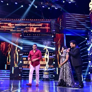 Studio-99-won-Best-Debutant-Producer-Telugu-award-for-Mallesham-movie-@-SIIMA-Awards-2021