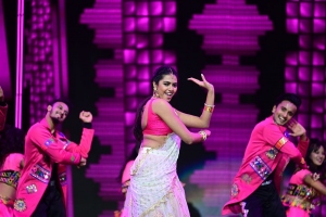 Shivani Rajashekar Dance @ Nexa SIIMA Awards 2023 Function Stills