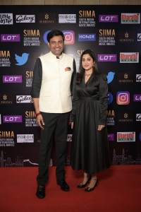 Vishnu Vardhan Induri & Brinda Prasad @ SIIMA 2021 Awards Red Carpet Day 2 Pics