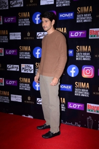 Hero Mahesh Babu @ SIIMA Awards 2021 Red Carpet Day 1 Photos