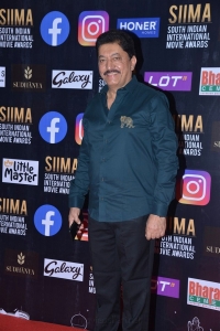 Devaraj @ SIIMA Awards 2021 Red Carpet Day 1 Photos