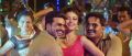 Vishnu Vishal, Oviya in Silukkuvarupatti Singam Item Song Stills HD