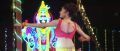 Oviya Silukkuvarupatti Singam Item Song Stills HD