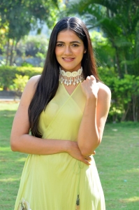 Sehari Movie Actress Simran Chowdary Pictures