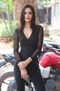 Anveshi Movie Actress Simran Gupta Photos