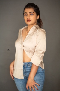 Actress Siri Raju Hot Photoshoot Stills