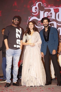 Prabhas, Mrunal Thakur, Dulquer Salmaan @ Sita Ramam Pre Release Event Stills