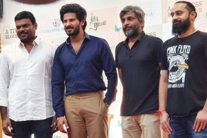 GKM Tamil Kumaran, Dulquer Salmaan, Hanu Raghavapudi, Vishal Chandrashekhar @ Sita Ramam Tamil Thanks Meet Stills