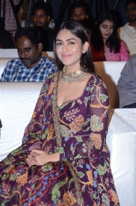 Mrunal Thakur @ Sita Ramam Movie Thanks Meet Stills