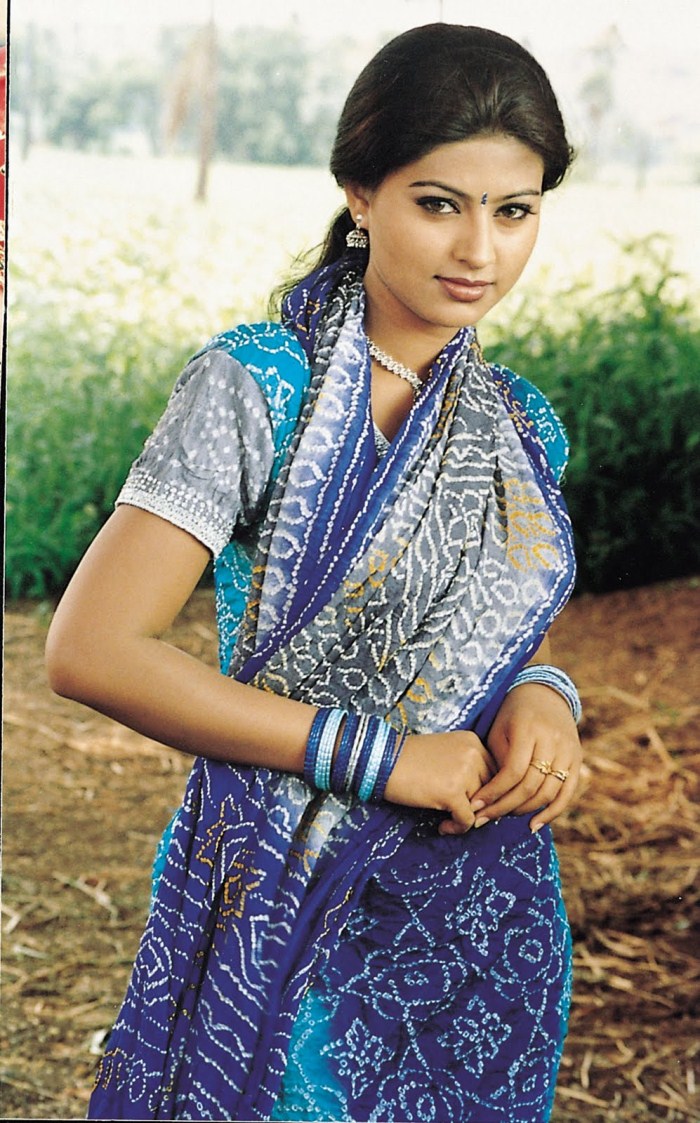 Actress Sneha Photos Singakottai Movie Stills