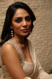 Kurup Movie Heroine Sobhita Dhulipala Latest Saree Pics