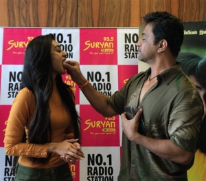 Aishwarya Arjun, Arjun Sarja @ Sollividava Audio Launch at Suryan FM Photos