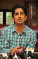 Actor Siddharth at Something Something Press Meet Stills