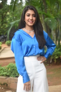 Actress Soni Srivastava Pics @ Matarani Mounamidi Press Meet