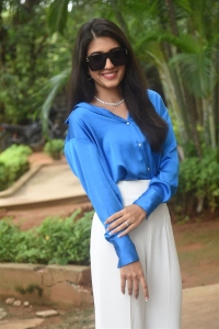 Actress Soni Srivastava Pics @ Matarani Mounamidi Press Meet