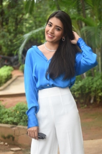 Actress Soni Srivastava Pics @ Matarani Mounamidi Press Meet