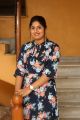 anchor-sonia-chowdary-new-photos-ninnu-thalachi-trailer-launch-4aae251