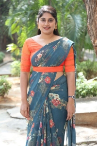 Telugu Anchor Sonia Chowdary Saree Pictures