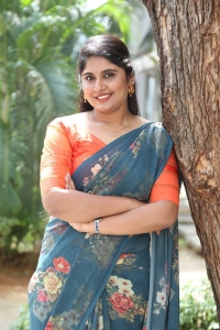 Telugu Anchor Sonia Chowdary Saree Pictures