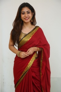 Nenu Meeku Baga Kavalsina Vadini Actress Sonia Thakur Red Saree Stills