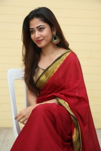 Actress Sonia Thakur Red Saree Stills @ Nenu Meeku Baga Kavalsina Vadini Interview