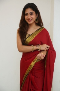 Nenu Meeku Baga Kavalsina Vadini Actress Sonia Thakur Red Saree Stills