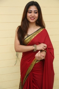 Nenu Meeku Baga Kavalsina Vadini Actress Sonia Thakur Red Saree Stills