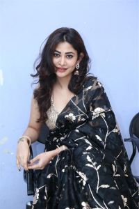 Actress Sonu Thakur Pictures @ Roti Kapda Romance Song Launch