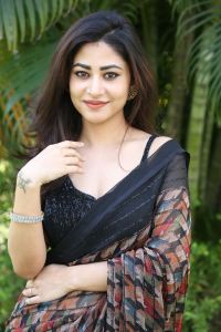 Roti Kapda Romance Actress Sonu Thakur Black Saree Stills