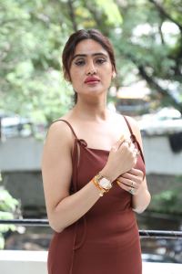 Actress Sony Charishta Stills @ Iddaru Pre Release