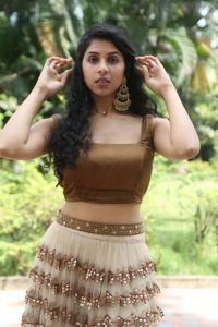 Rahasyam Idam Jagath Movie Actress Sravanthi Prattipati Stills